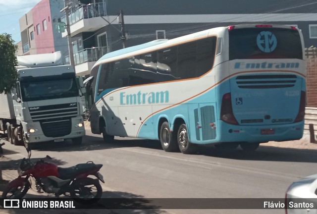 Emtram 4220 na cidade de Barra da Estiva, Bahia, Brasil, por Flávio  Santos. Número da foto: #11698174.