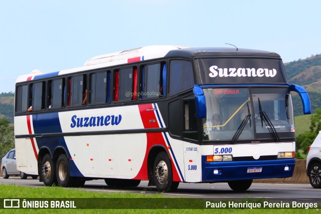 Suzanew 5000 na cidade de Roseira, São Paulo, Brasil, por Paulo Henrique Pereira Borges. Número da foto: #11699131.