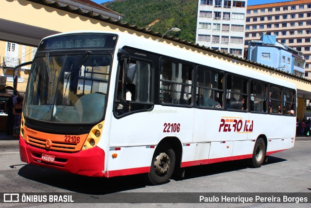 Petro Ita Transportes Coletivos de Passageiros 22106 na cidade de Petrópolis, Rio de Janeiro, Brasil, por Paulo Henrique Pereira Borges. Número da foto: #11699200.