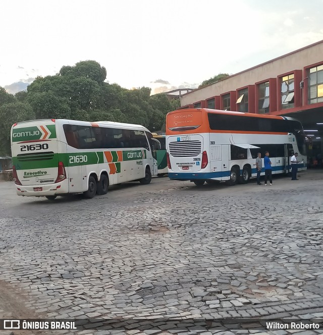 Empresa Gontijo de Transportes 21630 na cidade de Governador Valadares, Minas Gerais, Brasil, por Wilton Roberto. ID da foto: 11699320.