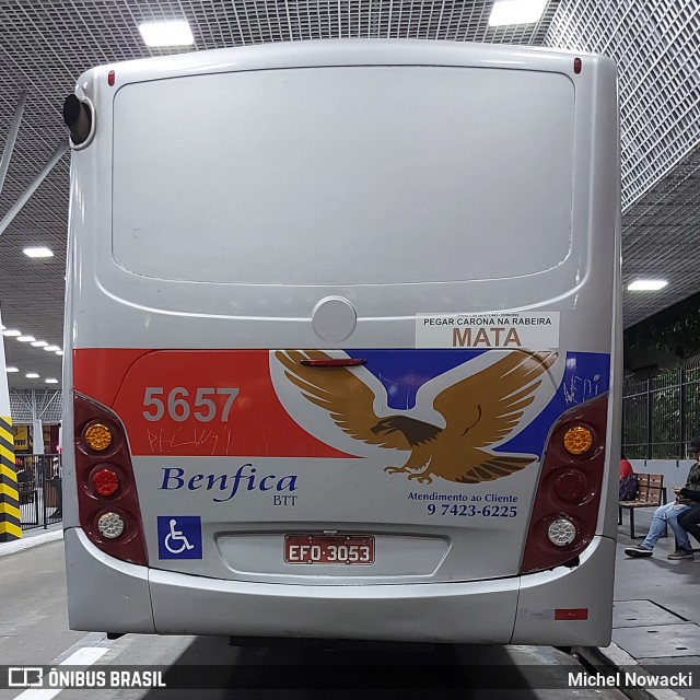 BBTT - Benfica Barueri Transporte e Turismo 5657 na cidade de São Paulo, São Paulo, Brasil, por Michel Nowacki. Número da foto: #11702169.