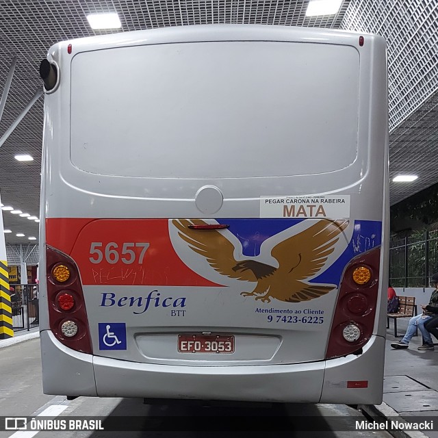 BBTT - Benfica Barueri Transporte e Turismo 5657 na cidade de São Paulo, São Paulo, Brasil, por Michel Nowacki. ID da foto: 11702169.