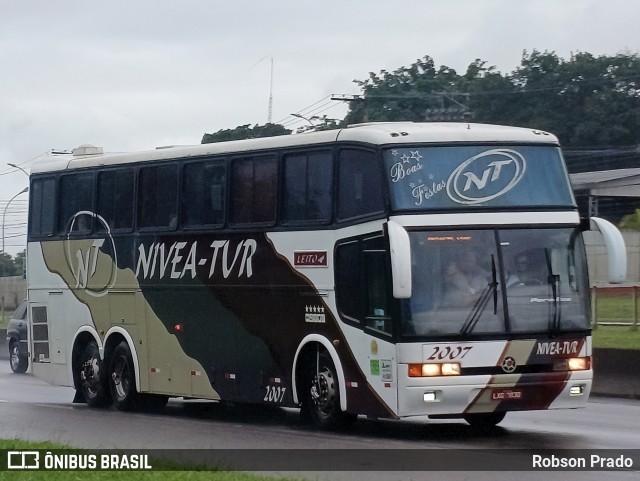 Nivea Tur Viagens e Turismo 2007 na cidade de São José dos Campos, São Paulo, Brasil, por Robson Prado. Número da foto: #11702511.