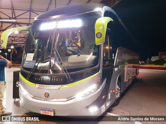 Viação Garcia 82119 na cidade de Londrina, Paraná, Brasil, por Andre Santos de Moraes. Número da foto: #11701310.