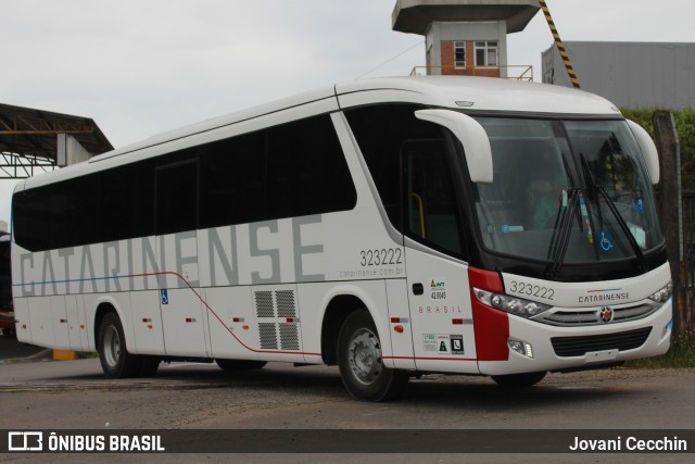 Auto Viação Catarinense 323222 na cidade de Caxias do Sul, Rio Grande do Sul, Brasil, por Jovani Cecchin. Número da foto: #11704193.