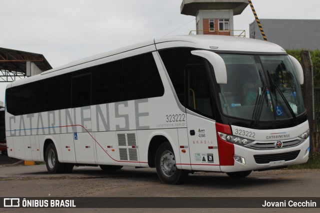 Auto Viação Catarinense 323222 na cidade de Caxias do Sul, Rio Grande do Sul, Brasil, por Jovani Cecchin. ID da foto: 11704193.