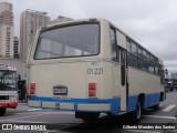 Ônibus Particulares 01 221 na cidade de Barueri, São Paulo, Brasil, por Gilberto Mendes dos Santos. Número da foto: #:id.