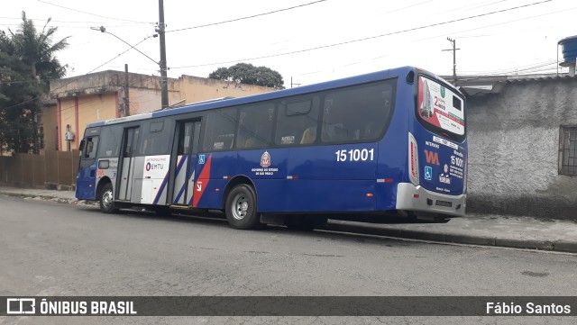 Viação Miracatiba 15.1001 na cidade de Embu-Guaçu, São Paulo, Brasil, por Fábio Santos. ID da foto: 11705658.