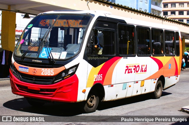 Petro Ita Transportes Coletivos de Passageiros 2085 na cidade de Petrópolis, Rio de Janeiro, Brasil, por Paulo Henrique Pereira Borges. Número da foto: #11706437.