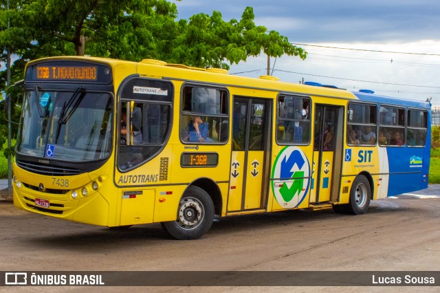 Autotrans Transportes Urbanos e Rodoviários 7438 na cidade de Uberlândia, Minas Gerais, Brasil, por Lucas Sousa. ID da foto: 11704668.