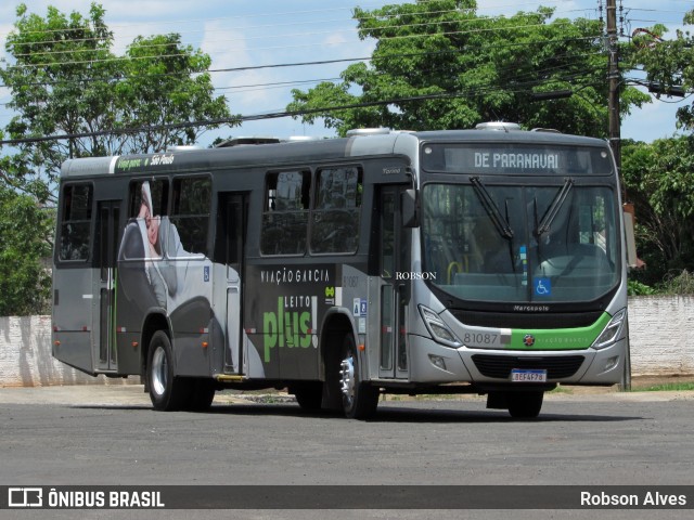 Viação Garcia 81087 na cidade de Paranavaí, Paraná, Brasil, por Robson Alves. ID da foto: 11712306.