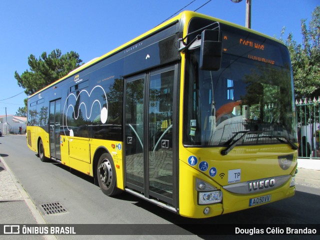 TST - Transportes Sul do Tejo 2237 na cidade de Almada, Setúbal, Portugal, por Douglas Célio Brandao. Número da foto: #11712078.