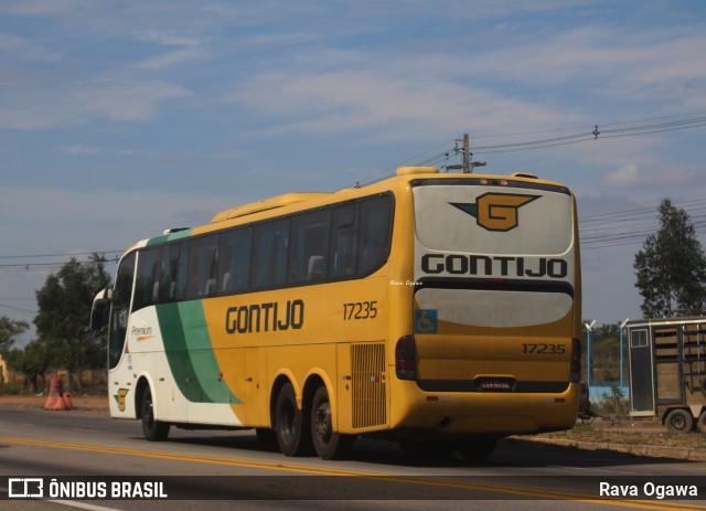 Empresa Gontijo de Transportes 17235 na cidade de Vitória da Conquista, Bahia, Brasil, por Rava Ogawa. ID da foto: 11670444.