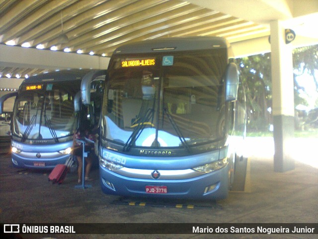 Viação Águia Branca 32250 na cidade de Salvador, Bahia, Brasil, por Mario dos Santos Nogueira Junior. Número da foto: #11668123.