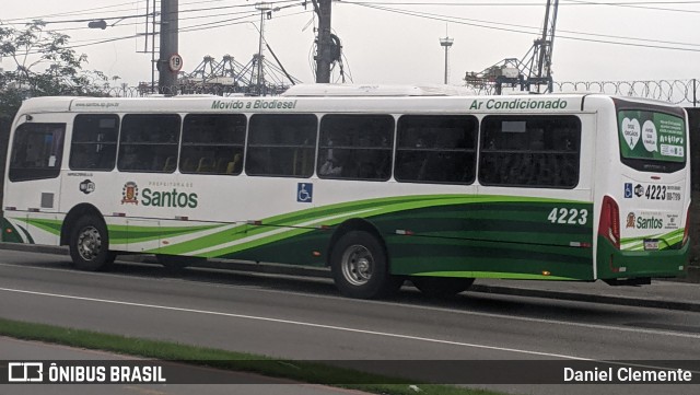 Viação Piracicabana Santos 4223 na cidade de Santos, São Paulo, Brasil, por Daniel Clemente. Número da foto: #11668532.