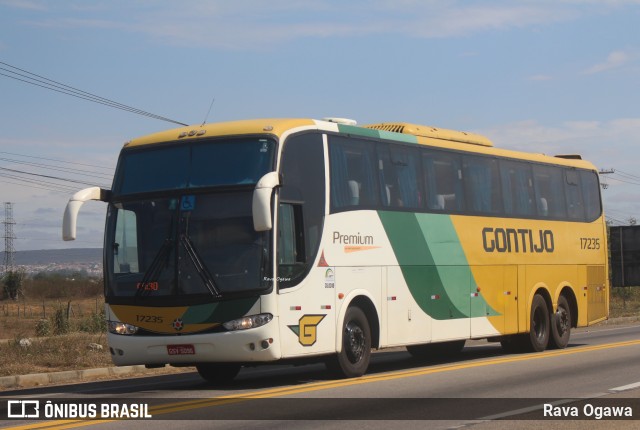 Empresa Gontijo de Transportes 17235 na cidade de Vitória da Conquista, Bahia, Brasil, por Rava Ogawa. ID da foto: 11670439.