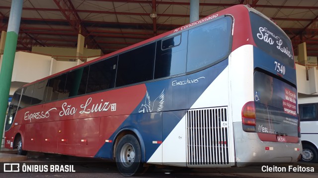 Expresso São Luiz 7540 na cidade de Rio Verde, Goiás, Brasil, por Cleiton Feitosa. ID da foto: 11715154.