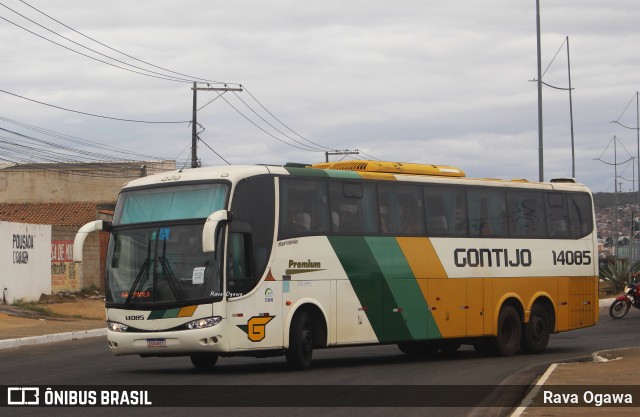 Empresa Gontijo de Transportes 14085 na cidade de Vitória da Conquista, Bahia, Brasil, por Rava Ogawa. ID da foto: 11713464.