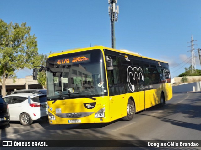 TST - Transportes Sul do Tejo 2308 na cidade de Almada, Setúbal, Portugal, por Douglas Célio Brandao. Número da foto: #11713946.