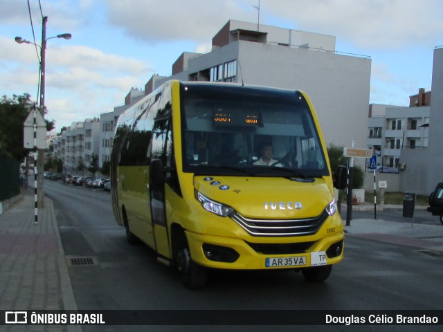 TST - Transportes Sul do Tejo 2022 na cidade de Almada, Setúbal, Portugal, por Douglas Célio Brandao. ID da foto: 11715076.