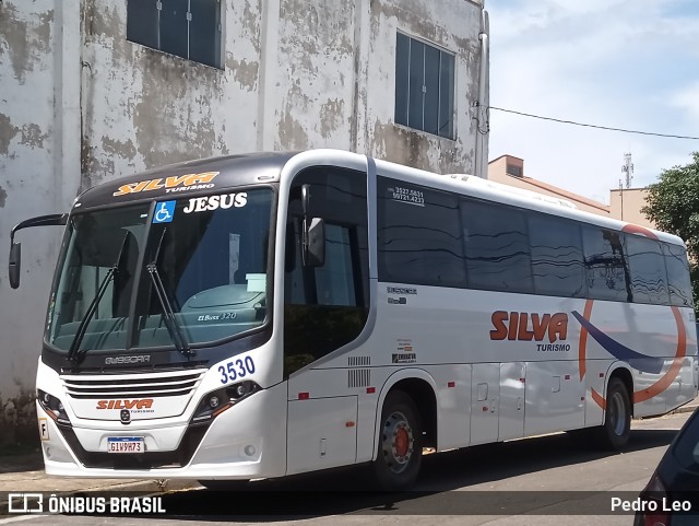 Silva Turismo 3530 na cidade de Itapetininga, São Paulo, Brasil, por Pedro Leo. ID da foto: 11713410.