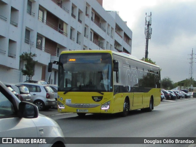 TST - Transportes Sul do Tejo 2293 na cidade de Almada, Setúbal, Portugal, por Douglas Célio Brandao. Número da foto: #11715002.