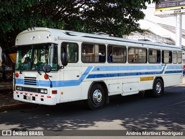 Autobuses sin identificación - Costa Rica 00 na cidade de Mata Redonda, San José, San José, Costa Rica, por Andrés Martínez Rodríguez. Número da foto: #11716526.