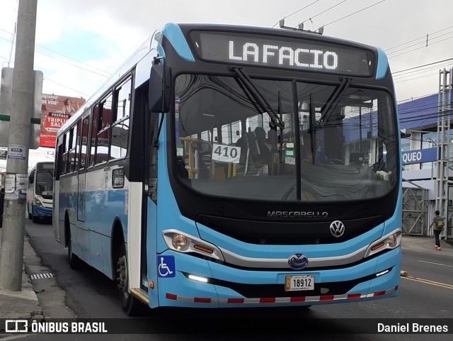 Buses Guadalupe 67 na cidade de Guadalupe, Goicoechea, San José, Costa Rica, por Daniel Brenes. ID da foto: 11715564.