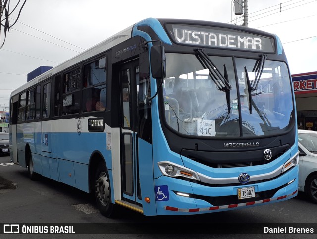 Buses Guadalupe 43 na cidade de Guadalupe, Goicoechea, San José, Costa Rica, por Daniel Brenes. ID da foto: 11715547.