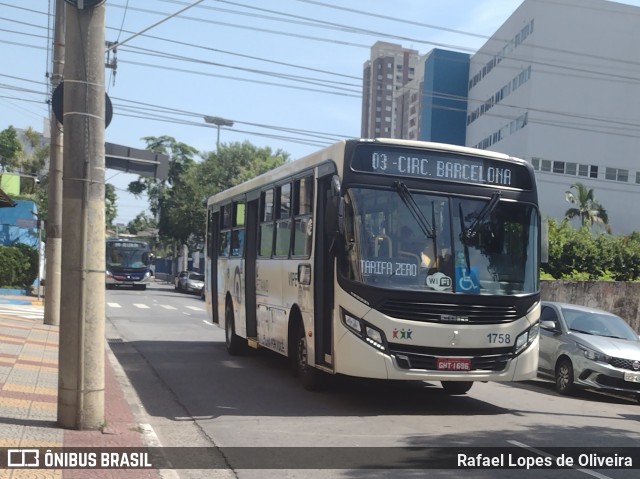 VIPE - Viação Padre Eustáquio 1758 na cidade de São Caetano do Sul, São Paulo, Brasil, por Rafael Lopes de Oliveira. Número da foto: #11715664.