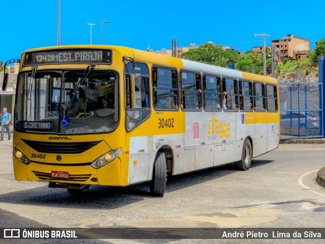Plataforma Transportes 30402 na cidade de Salvador, Bahia, Brasil, por André Pietro  Lima da Silva. Número da foto: #11718214.