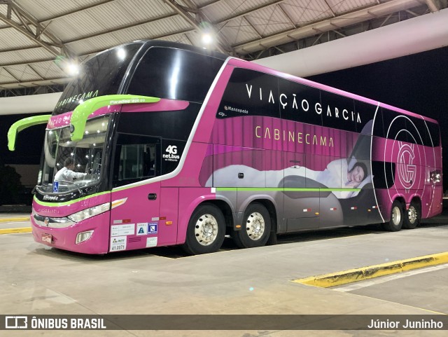 Viação Garcia 8725 na cidade de Marília, São Paulo, Brasil, por Júnior Juninho. Número da foto: #11718122.