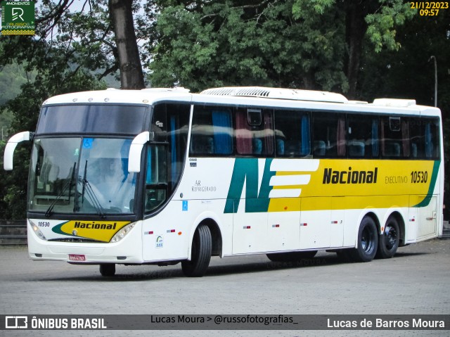 Viação Nacional 10530 na cidade de Belo Horizonte, Minas Gerais, Brasil, por Lucas de Barros Moura. Número da foto: #11718636.