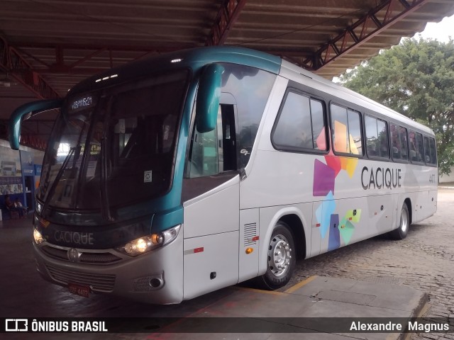 Cacique Transportes 4471 na cidade de Vitória da Conquista, Bahia, Brasil, por Alexandre  Magnus. Número da foto: #11723141.