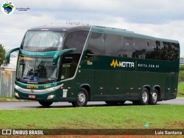 Viação Motta 18019 na cidade de Brasília, Distrito Federal, Brasil, por Luis Santana. Número da foto: #11721105.