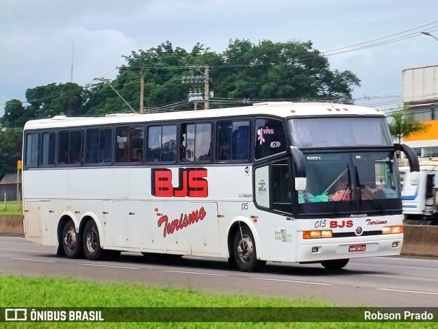 BJS Turismo 015 na cidade de São José dos Campos, São Paulo, Brasil, por Robson Prado. ID da foto: 11722848.