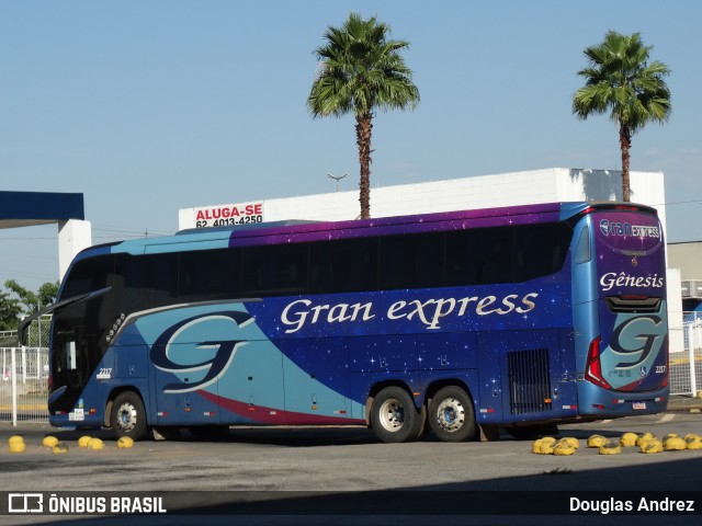 Gran Express 2217 na cidade de Goiânia, Goiás, Brasil, por Douglas Andrez. ID da foto: 11722651.