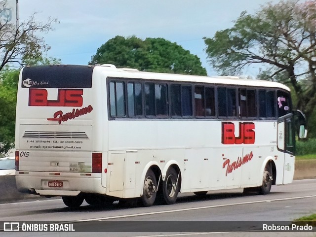 BJS Turismo 015 na cidade de São José dos Campos, São Paulo, Brasil, por Robson Prado. ID da foto: 11723973.