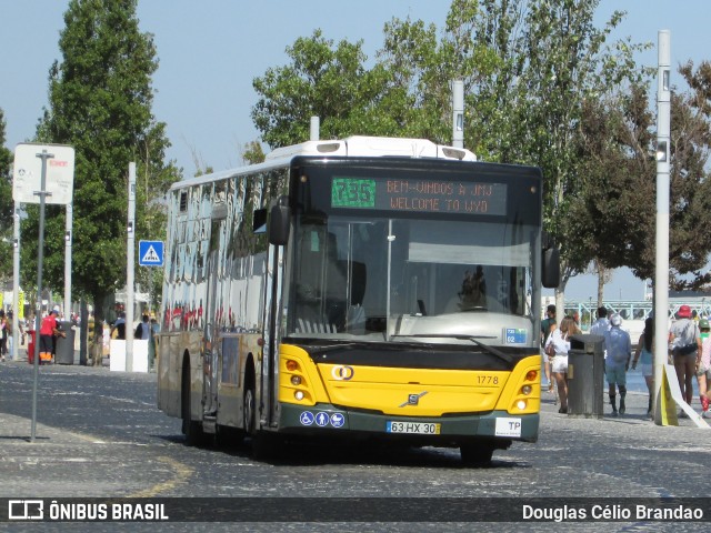 Companhia Carris de Ferro de Lisboa 1778 na cidade de Lisbon, Lisbon, Portugal, por Douglas Célio Brandao. Número da foto: #11727353.
