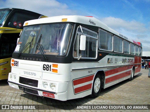 Eucatur - Empresa União Cascavel de Transportes e Turismo 681 na cidade de Curitiba, Paraná, Brasil, por ANDRES LUCIANO ESQUIVEL DO AMARAL. ID da foto: 11728261.