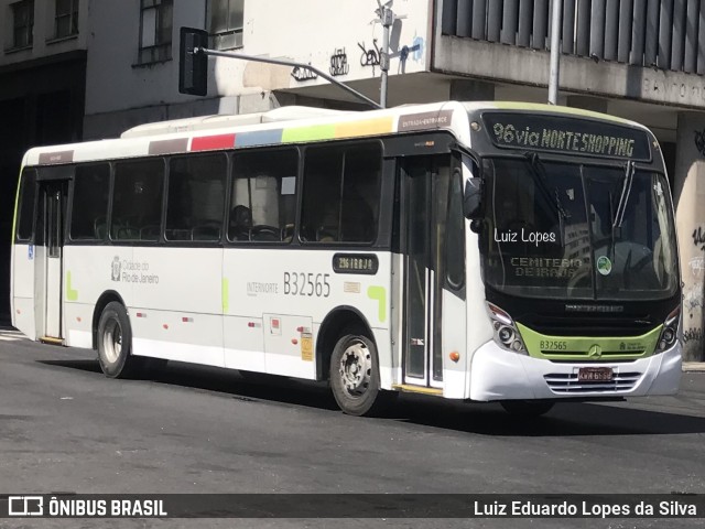 Viação Pavunense B32565 na cidade de Rio de Janeiro, Rio de Janeiro, Brasil, por Luiz Eduardo Lopes da Silva. ID da foto: 11729581.