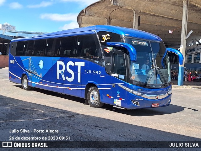 RST Turismo 3010 na cidade de Porto Alegre, Rio Grande do Sul, Brasil, por JULIO SILVA. ID da foto: 11729617.