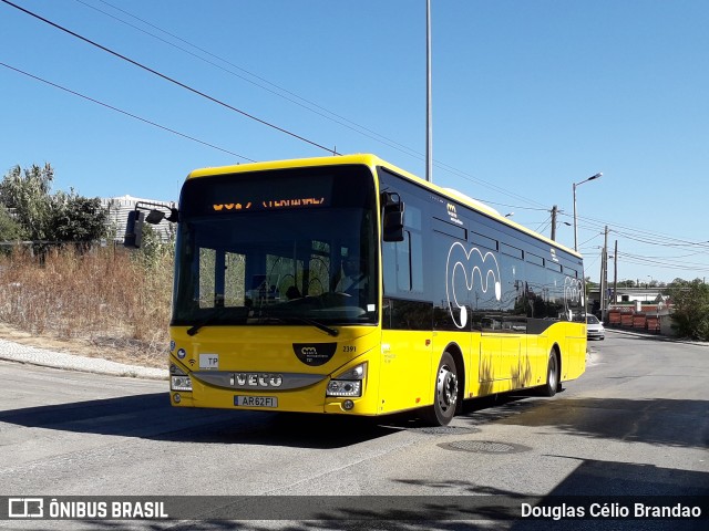 TST - Transportes Sul do Tejo 2391 na cidade de Almada, Setúbal, Portugal, por Douglas Célio Brandao. Número da foto: #11734345.