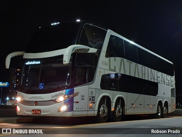 Auto Viação Catarinense 3536 na cidade de São José dos Campos, São Paulo, Brasil, por Robson Prado. ID da foto: 11733928.