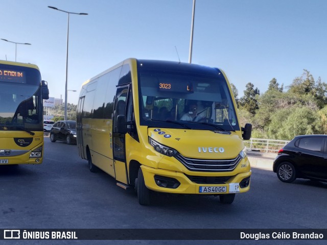 TST - Transportes Sul do Tejo 2080 na cidade de Almada, Setúbal, Portugal, por Douglas Célio Brandao. Número da foto: #11733508.