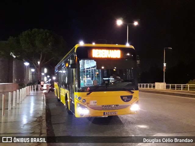 TST - Transportes Sul do Tejo 2231 na cidade de Almada, Setúbal, Portugal, por Douglas Célio Brandao. ID da foto: 11734324.