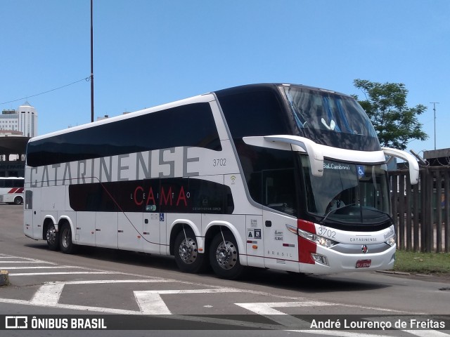 Auto Viação Catarinense 3702 na cidade de Porto Alegre, Rio Grande do Sul, Brasil, por André Lourenço de Freitas. ID da foto: 11732369.