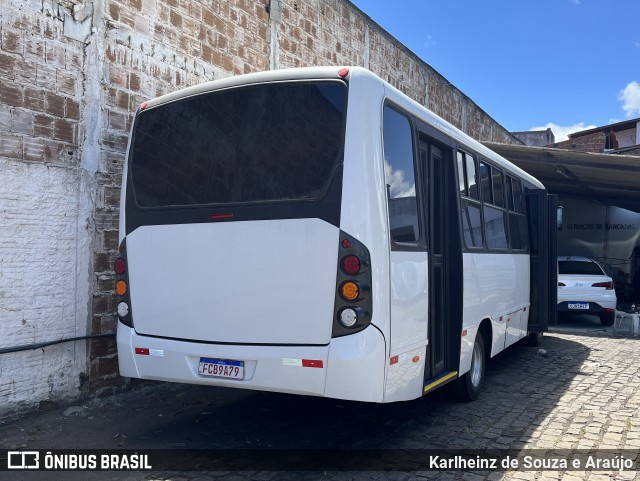 Ônibus Particulares PRN9A79 na cidade de Natal, Rio Grande do Norte, Brasil, por Karlheinz de Souza e Araújo. Número da foto: #11732165.