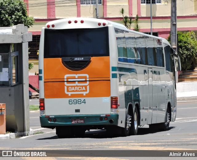 Viação Garcia 6984 na cidade de Londrina, Paraná, Brasil, por Almir Alves. ID da foto: 11738934.