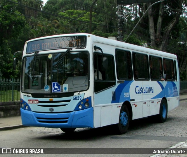 Viação Cascatinha 5029 na cidade de Petrópolis, Rio de Janeiro, Brasil, por Adriano Duarte. ID da foto: 11739500.